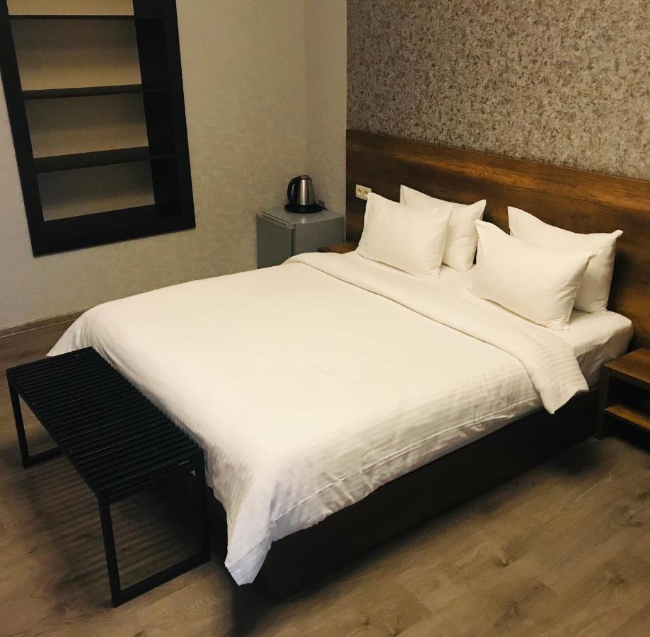 2Nd Floor Hotel Tbilissi Extérieur photo